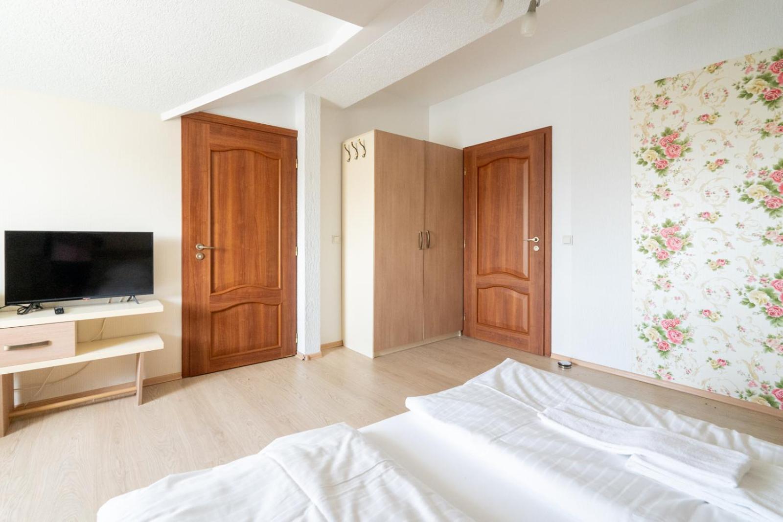 Faraway Aparthotel Near Vienna Airport With Anytime Self Check In Bruck an der Leitha Rom bilde